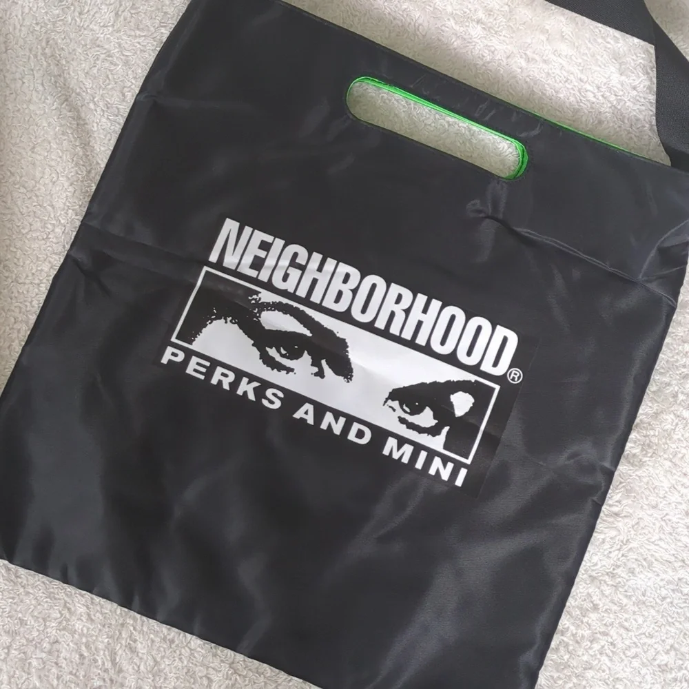 Boxed 🇯🇵 Neighborhood x Perks and Mini Bag - Picture 6 of 9